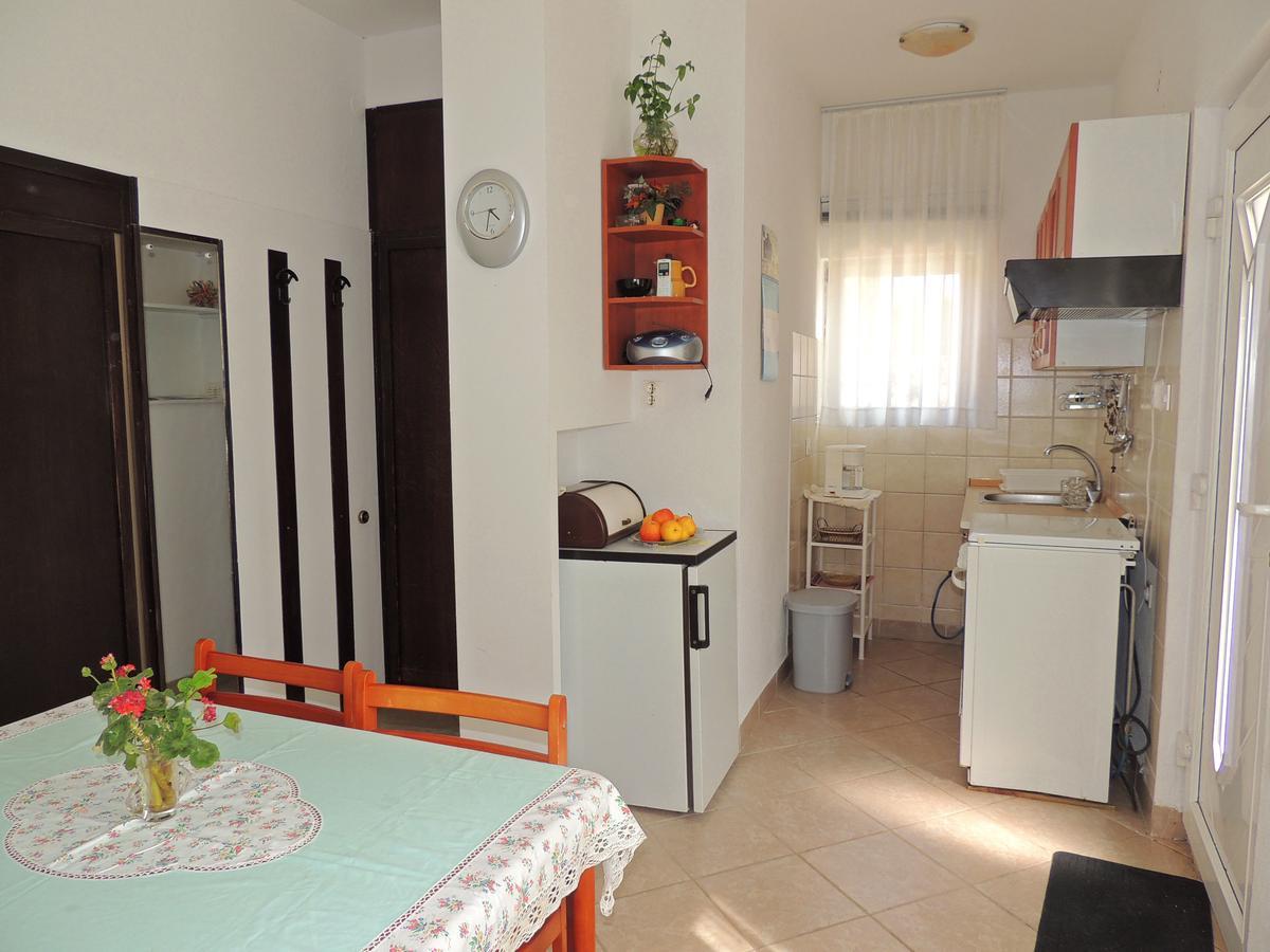 Apartments Zarko Brzac Eksteriør bilde